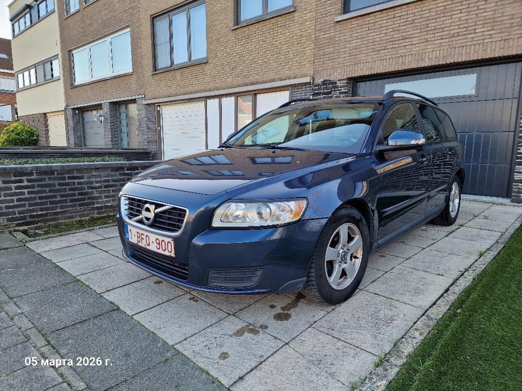 Volvo v50 1.6 euro5, Auto's, Voorwielaandrijving, Euro 5, Stof, Zwart