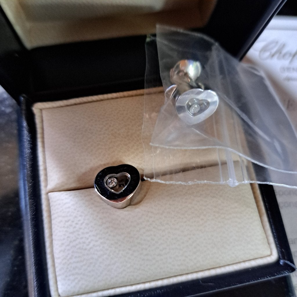 Volledig witgouden oorbellen, CHOPARD NIEUW, Handtassen en Accessoires, Oorbellen, Hangers, Wit, Nieuw, Ophalen of Verzenden