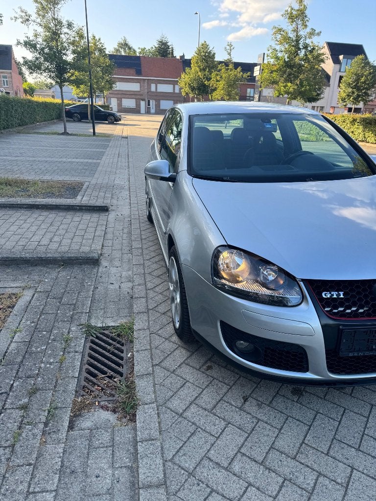 Golf GTI van eerste eigenaar met weinig km, Auto's, 5 deurs, 2000 cc, Coupé, 5 zetels