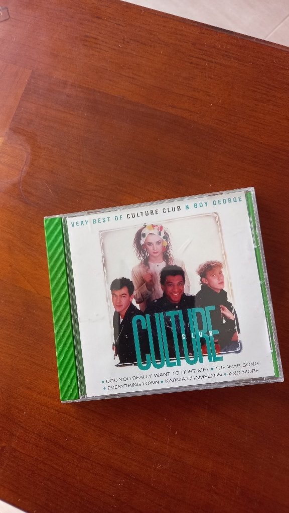 Cd culture club & boy george "the best of", CD & DVD, CD | Pop, Enlèvement, Comme neuf, Pop