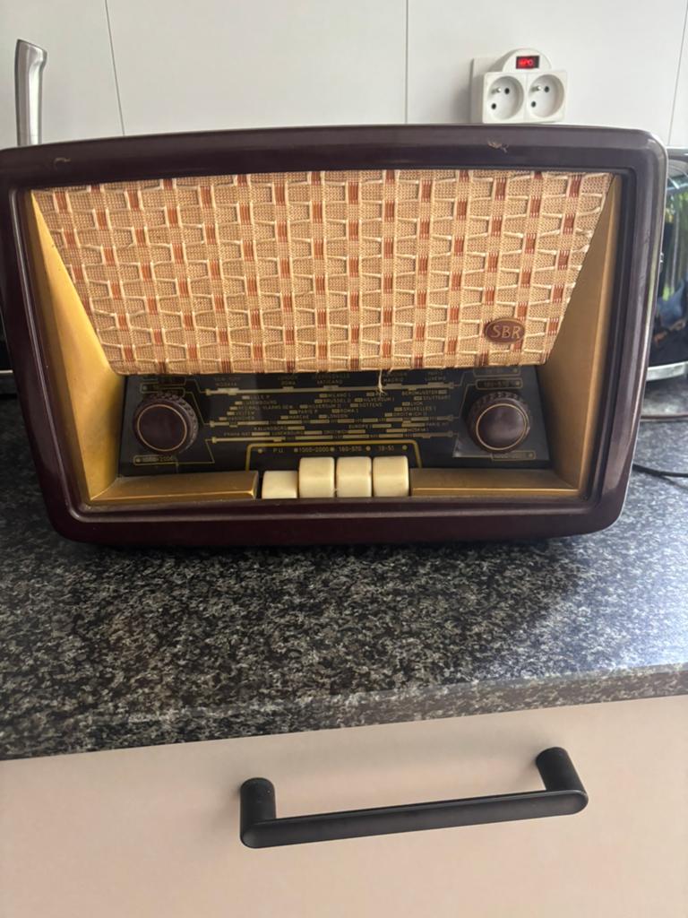 Radio voor decoratie, Antiek en Kunst, Ophalen
