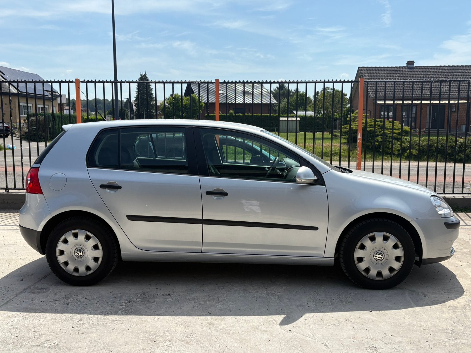 VW GOLF V 1.4i ESSENCE 116 000KM CARPASS 2005 AIRCO CARPLAY, Auto's, Voorwielaandrijving, Stof, Zwart, Bedrijf