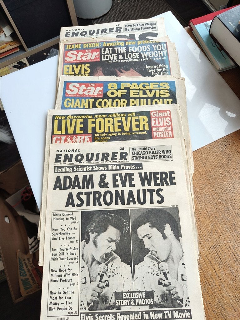 Collection of 5 vintage American magazines with Elvis Presle, Boeken