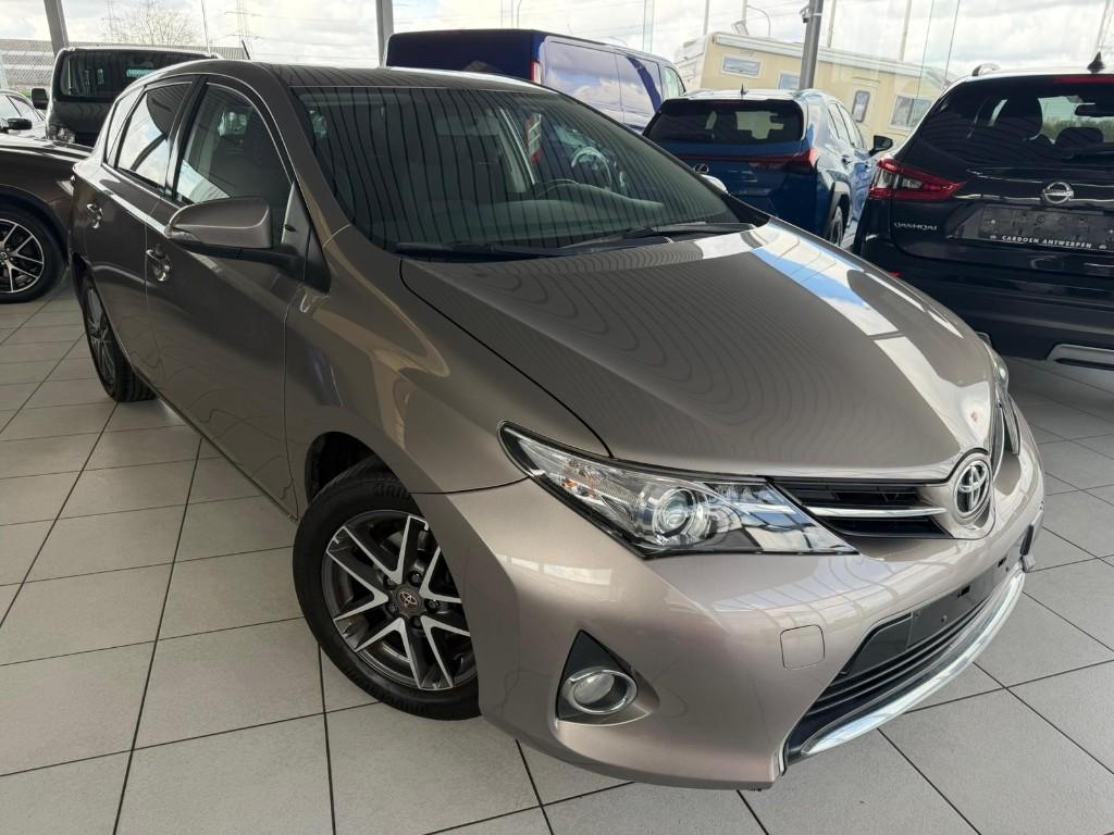 Toyota Auris 1,4D 66 kW Euro 5b, Auto's, Euro 5, Bedrijf, 5 deurs, https://public.car-pass.be/vhr/d8d10333-3d0c-498b-be5d-7a6c50268553