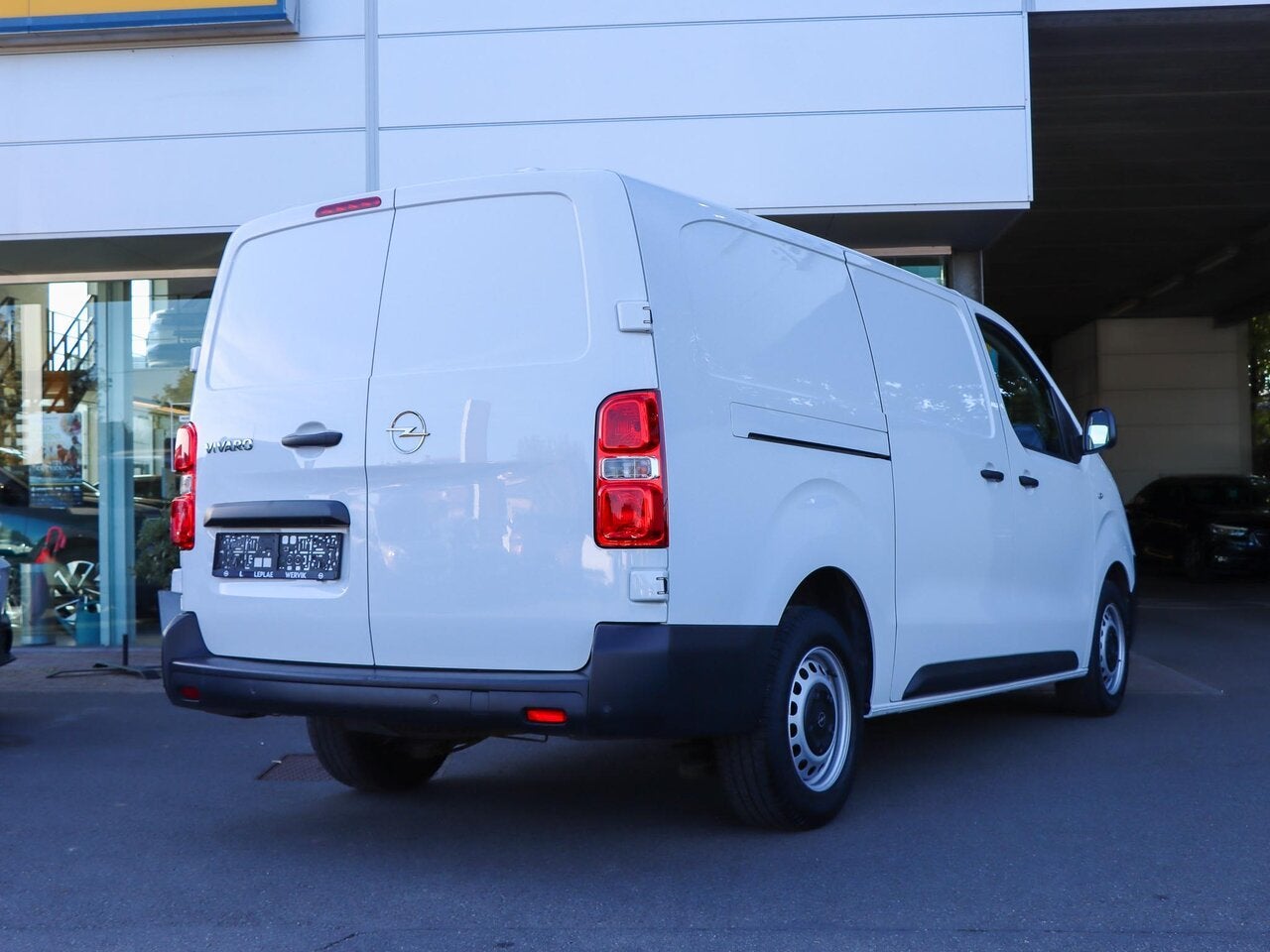 Opel Vivaro VAN L3 2.0 145PK AT8 | GPS | CAMERA, Auto's, 0 cilinders, 0 kg, Leder en Stof, Wit