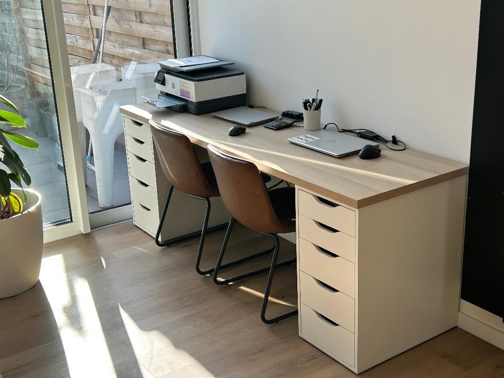 tekoop bureau 200x60, Ophalen, Zo goed als nieuw