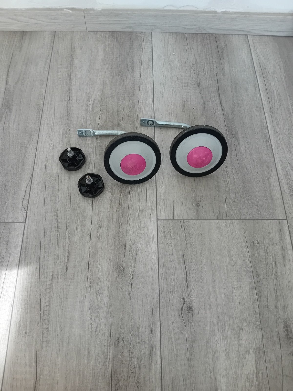 Roues d'entraînement universelles pour enfants (rose/gris), Enlèvement, Stabilisateurs