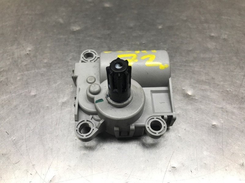 ACTIONNEUR MOTEUR VOLET CHAUFFAGE Kia Sportage (QL), Autos : Pièces & Accessoires, Kia, Dhr. M. Roggen, Stadsweg 37 37
9917 PV  WIRDUM GR., NL