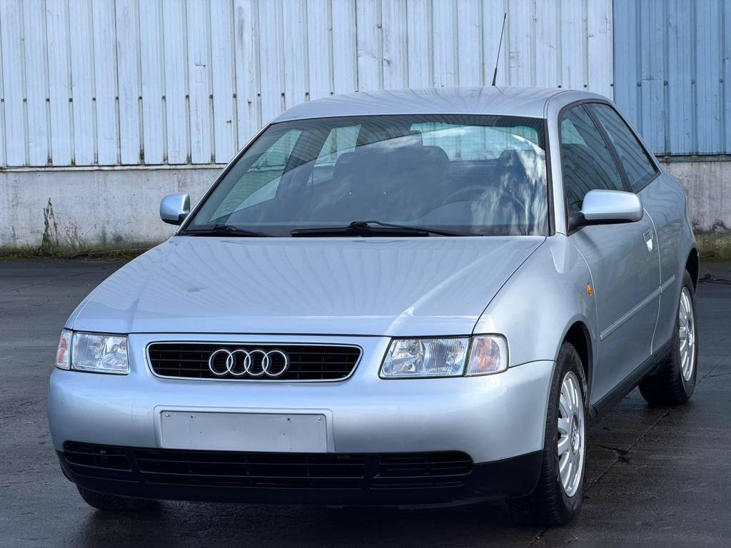 Audi a 3 1.6 Essence / 1 Main - Airco - 80 000 Km, Autos, Argent ou Gris, Entreprise, Boîte manuelle, 4 cylindres