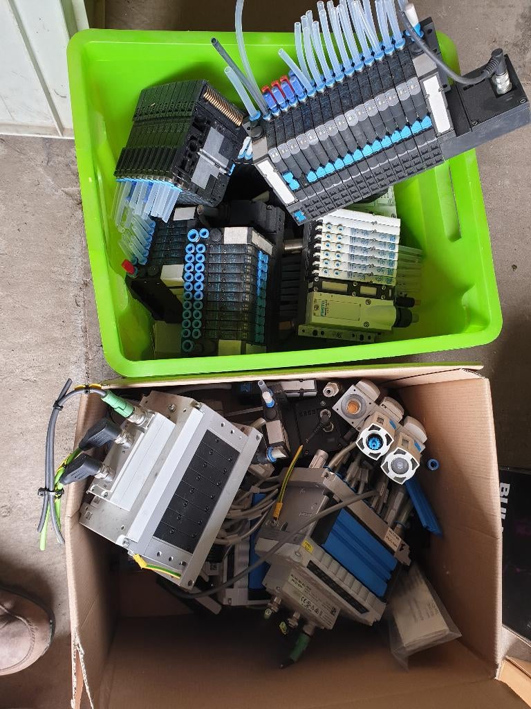 Lot festo materiaal pneumatisch ventiel, Ophalen of Verzenden, Gebruikt