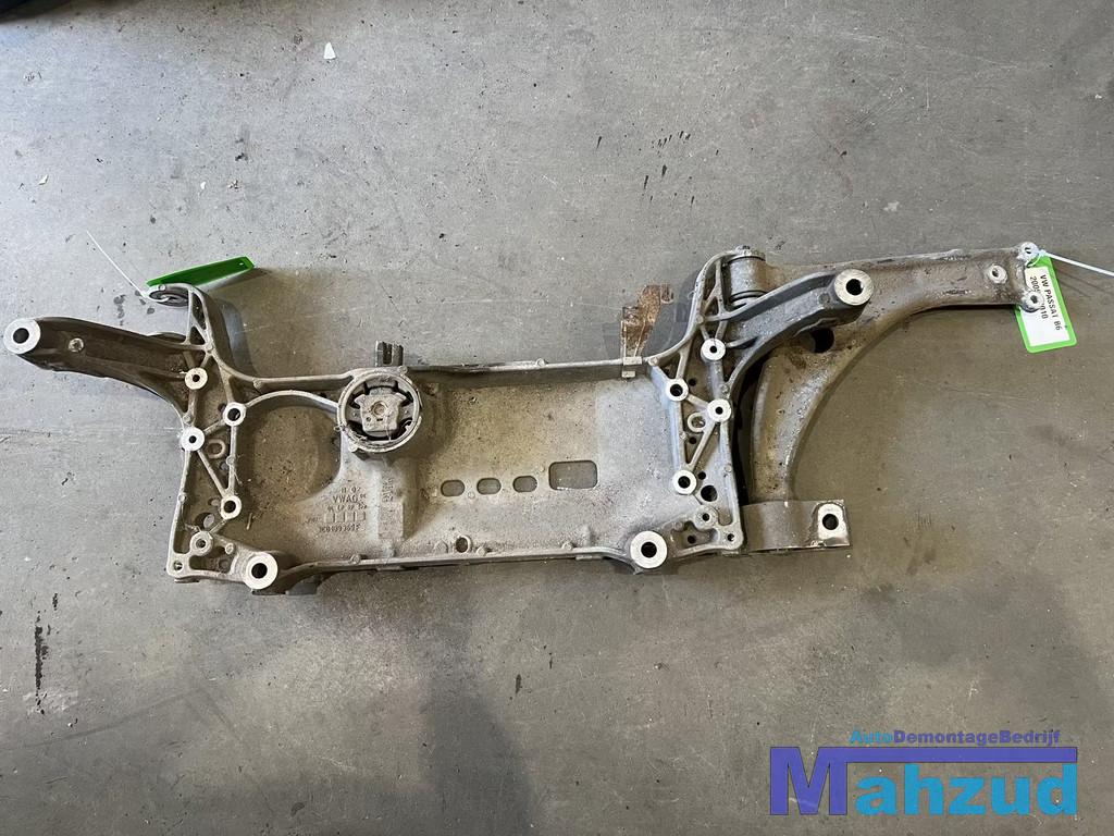 VW PASSAT B6 subframe draagarm 2005-2010, Gebruikt, Volkswagen, Volkswagen AG, Vw@volkswagen.de