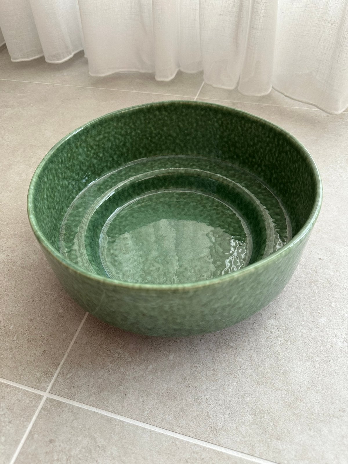 Groene mooie schaal H&M Home diameter 28cm, Ophalen, Zo goed als nieuw, Schaal