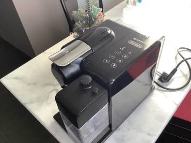 Machine Nespresso Delonghi Lattisima, Electroménager, Machine à espresso, Réservoir d'eau amovible, Dosettes et capsules de café
