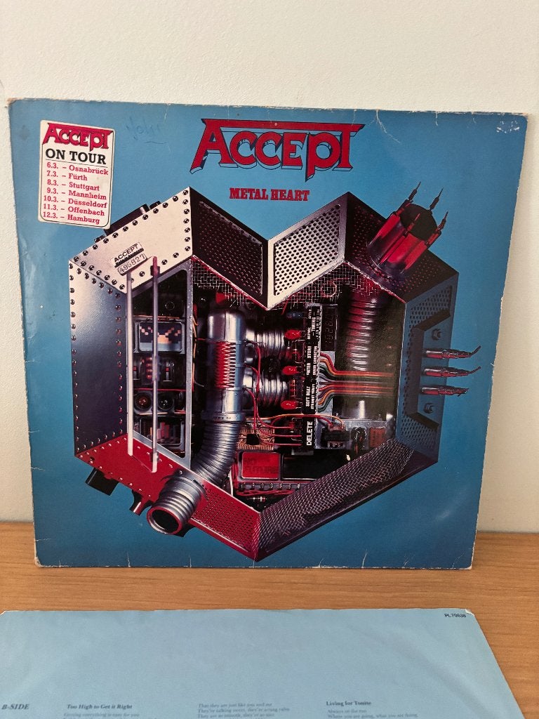 LP - Accept - cœur en métal, Metal, Avec pochette intérieure, Enlèvement ou Envoi, Utilisé