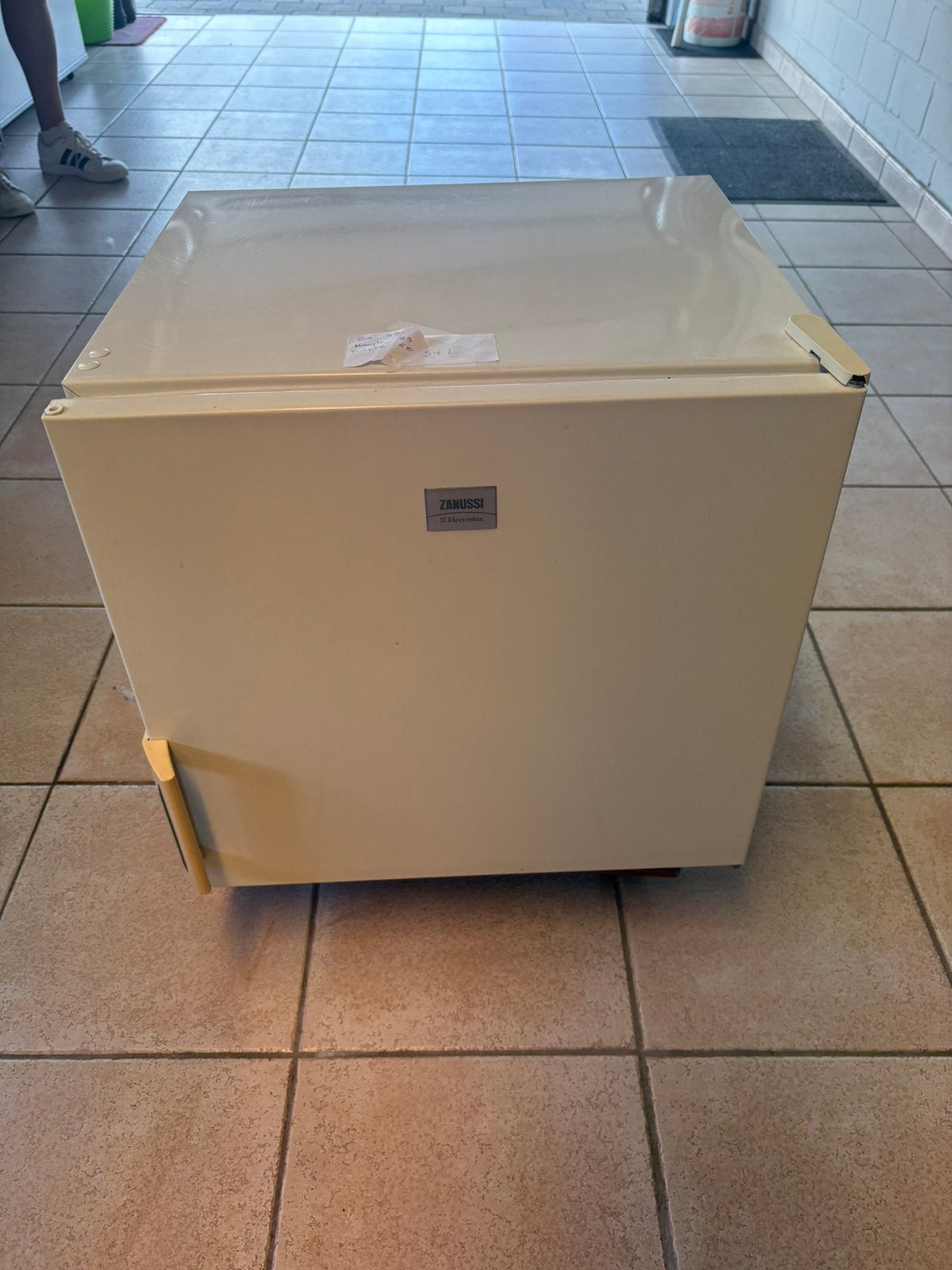 Diepvries, Elektronische apparatuur, Vriezers en Diepvrieskisten, Gebruikt, Minder dan 85 cm, Minder dan 60 cm, Vrijstaand
