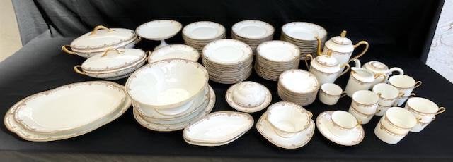 Service complet porcelaine Limoges 1900, Enlèvement