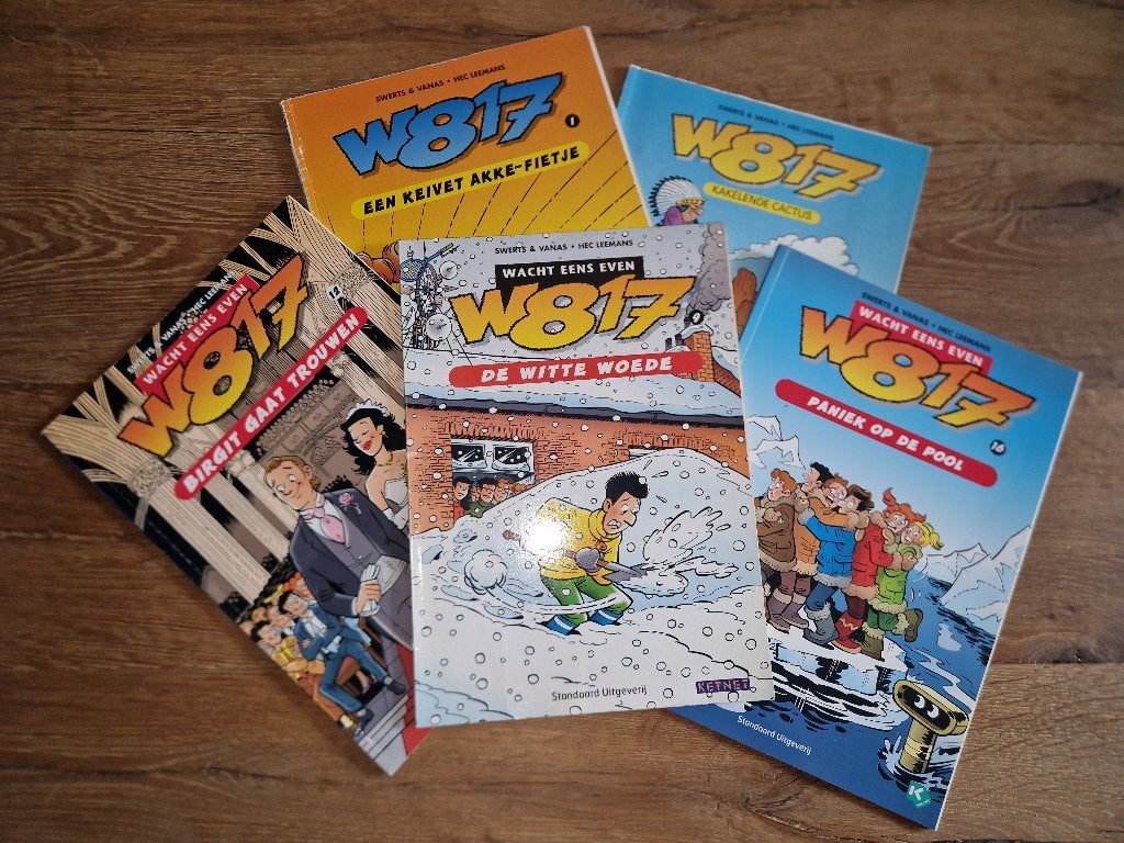 W817 6 strips, Meerdere stripboeken, Ophalen of Verzenden, Gelezen