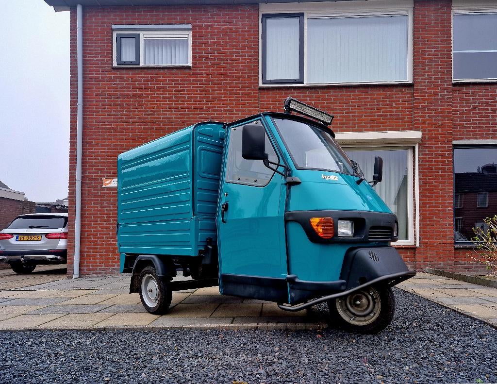 Piaggio Ape 2018 azuro bay! ( Nederland ) B-klasse vespa car, Fietsen en Brommers, Ophalen, Gebruikt, Overige modellen, Klasse B (45 km/u)