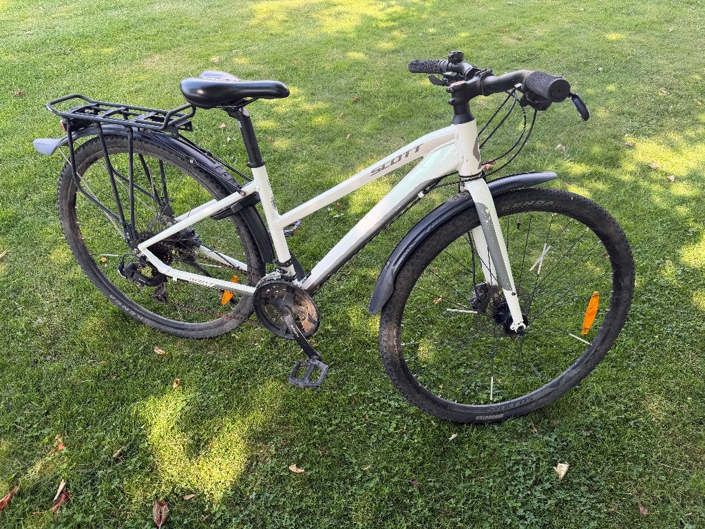 Scott Sub Cross – Sportieve trekkingfiets in goede staat, Vitesses, 26 pouces ou plus, Enlèvement, Utilisé