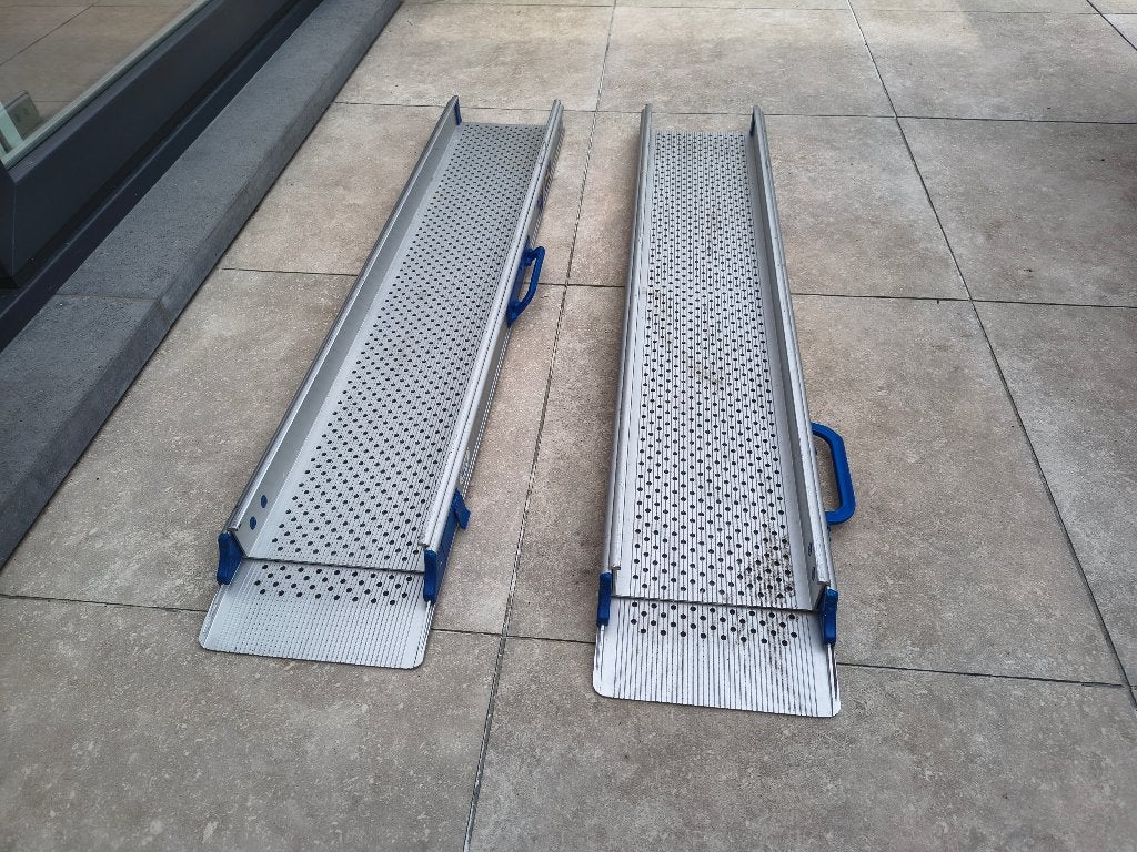 1 of 2 x Oprijgoot Feal voor scooter/fiets/rolstoel/..., Ophalen, Gebruikt, Universele onderdelen
