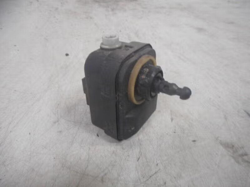 KOPLAMPMOTOR Volkswagen Fox (5Z) (01-2005/01-2021), Gebruikt, Volkswagen, Valeo, Info@valeo.fr