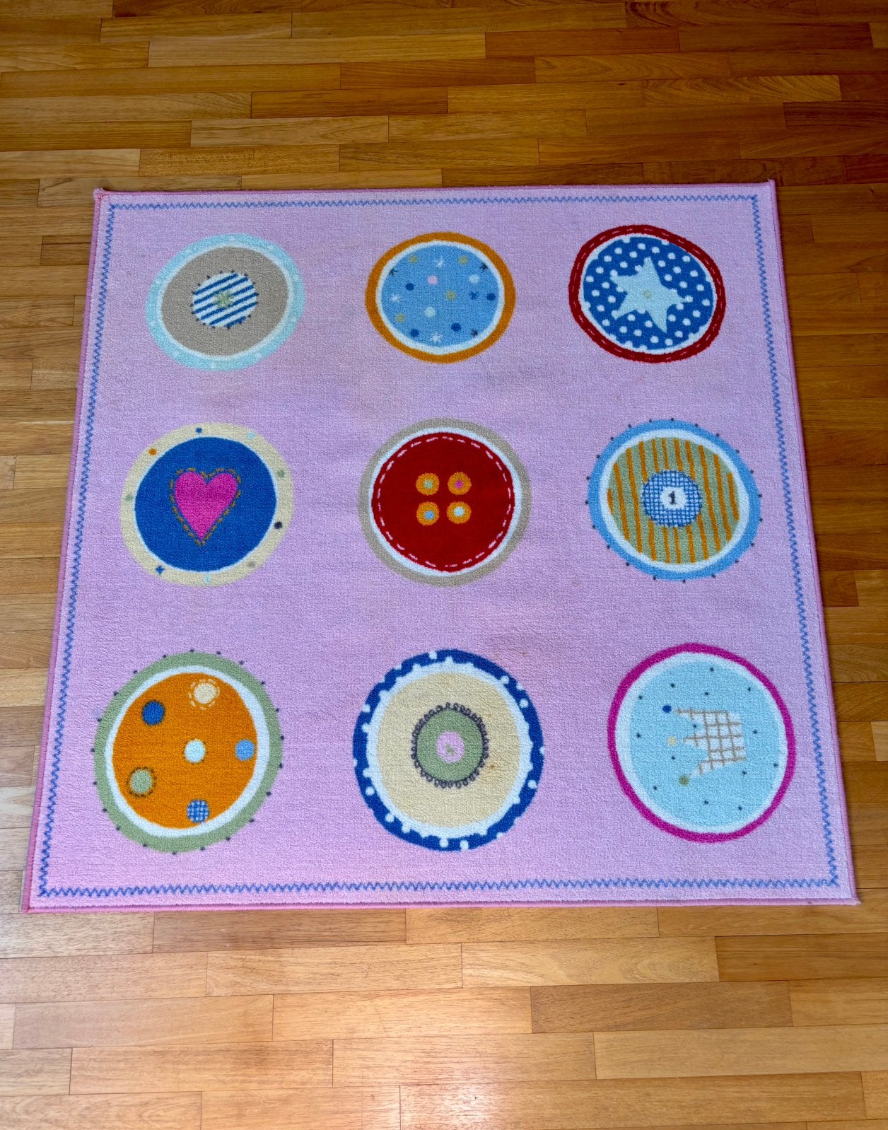 Tapis enfant IKEA (133 x 133 cm), Enlèvement