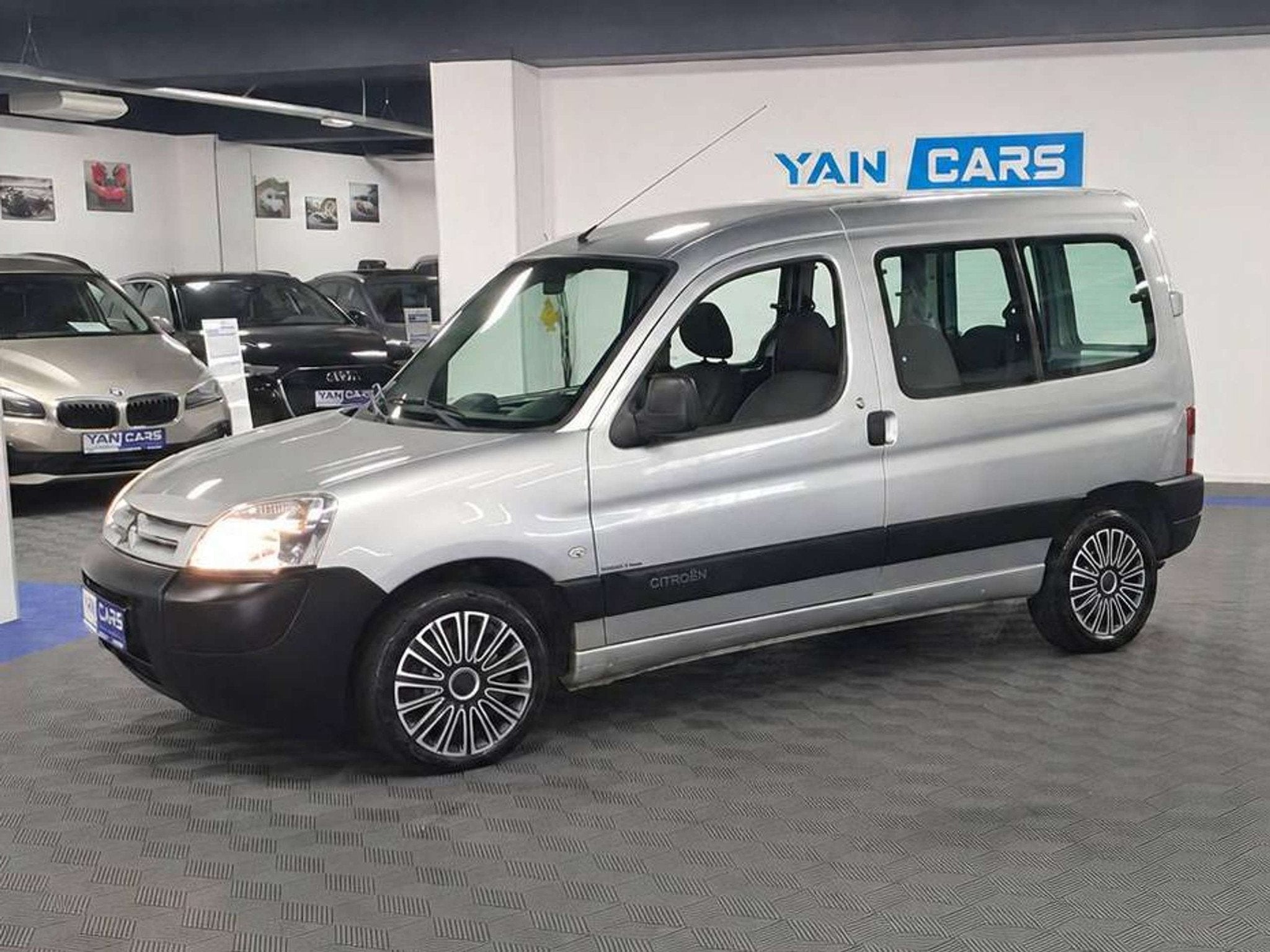Citroën Berlingo 1.4i Multispace 5pl - 1er Proprietaire - E, Argent ou Gris, Boîte manuelle, Autre carrosserie, 5 portes