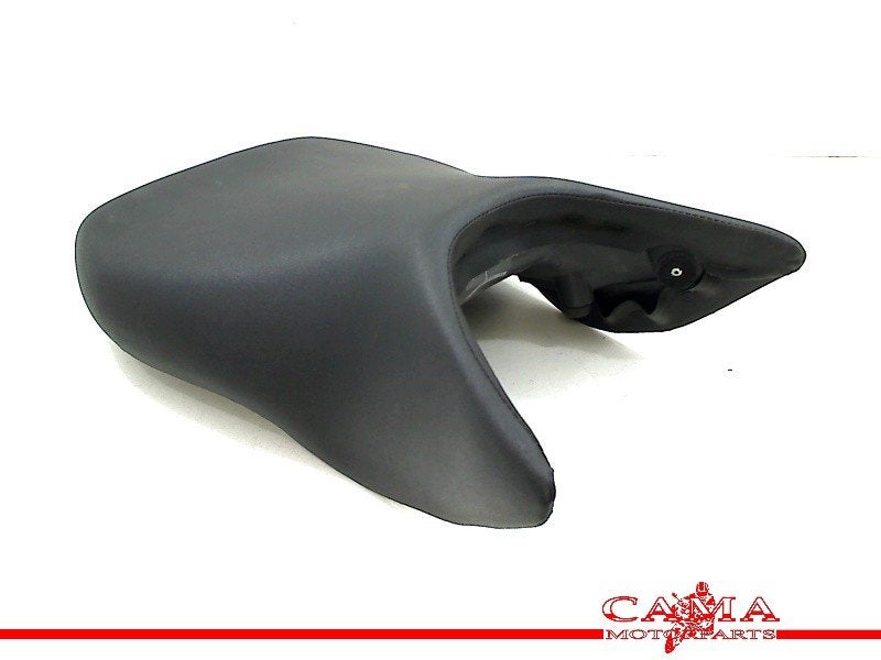 BUDDYSEAT VOOR Suzuki TL 1000 S 1997-2001 (TL1000S), Motoren, Dhr. S. di Majo, Gebruikt, Info@cama-motorparts.nl, P.J. Troelstraweg 8 8
3144 CX  MAASSLUIS, NL