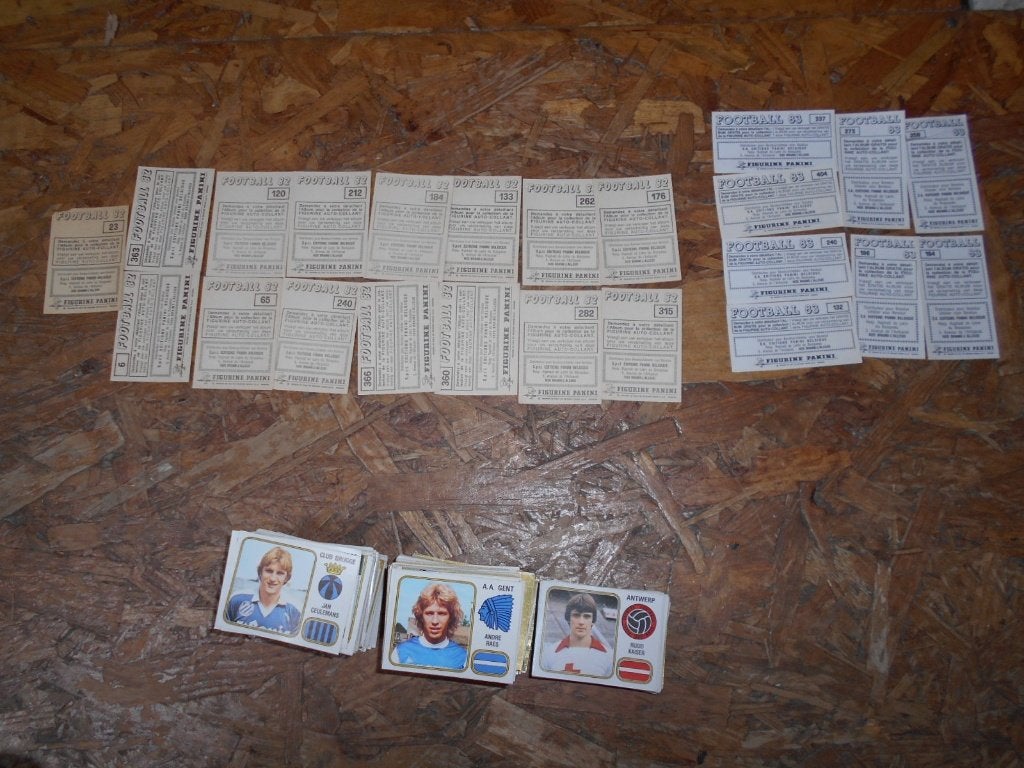 panini foot 81(514 afbeeldingen+8 voet 83+15 voet 82), Hobby en Vrije tijd, Stickers en Plaatjes, Zo goed als nieuw, Meerdere stickers
