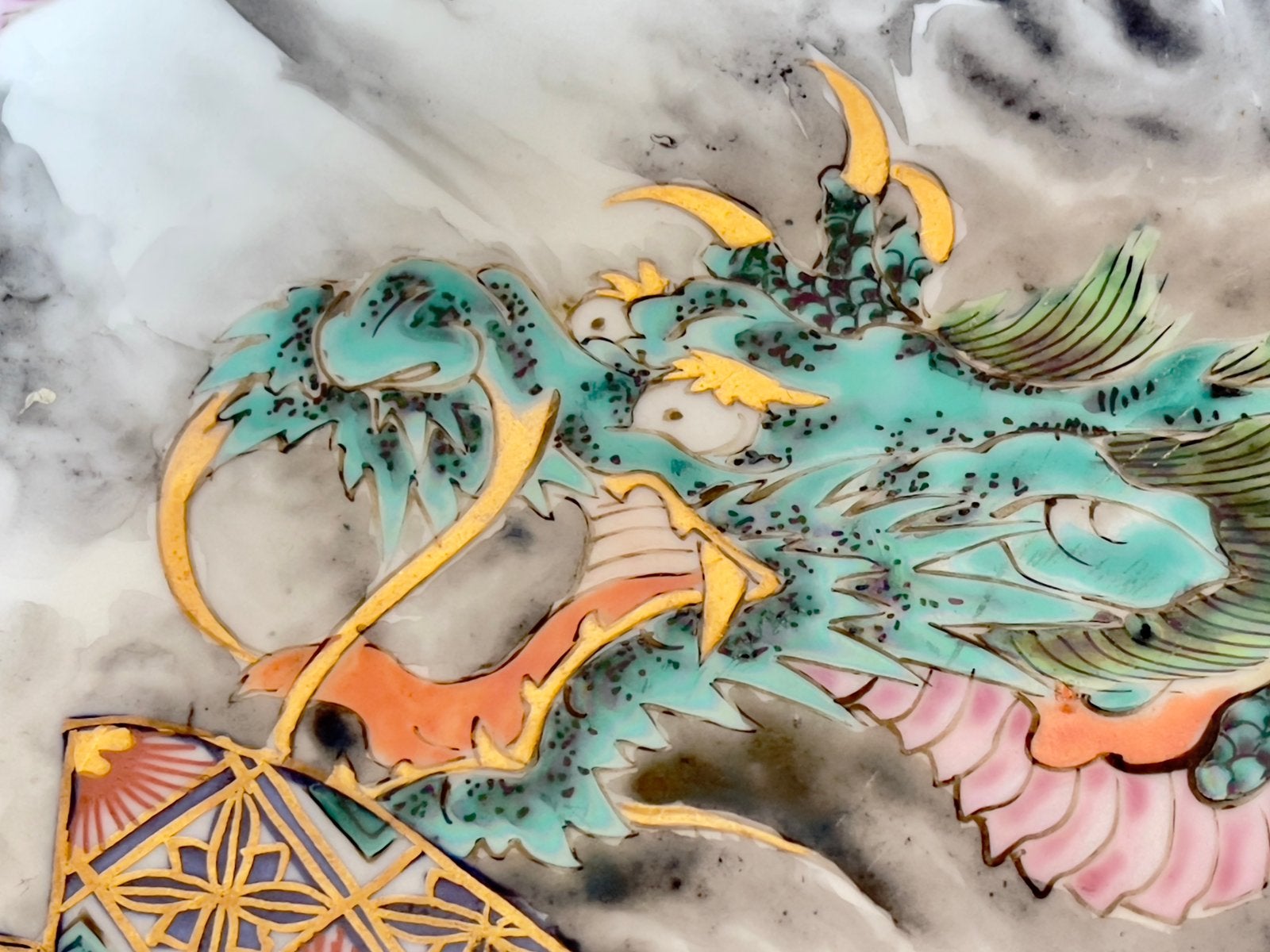 Plat japonais ancien Imari/Kutani 46,5 cm, période Meiji, Enlèvement ou Envoi