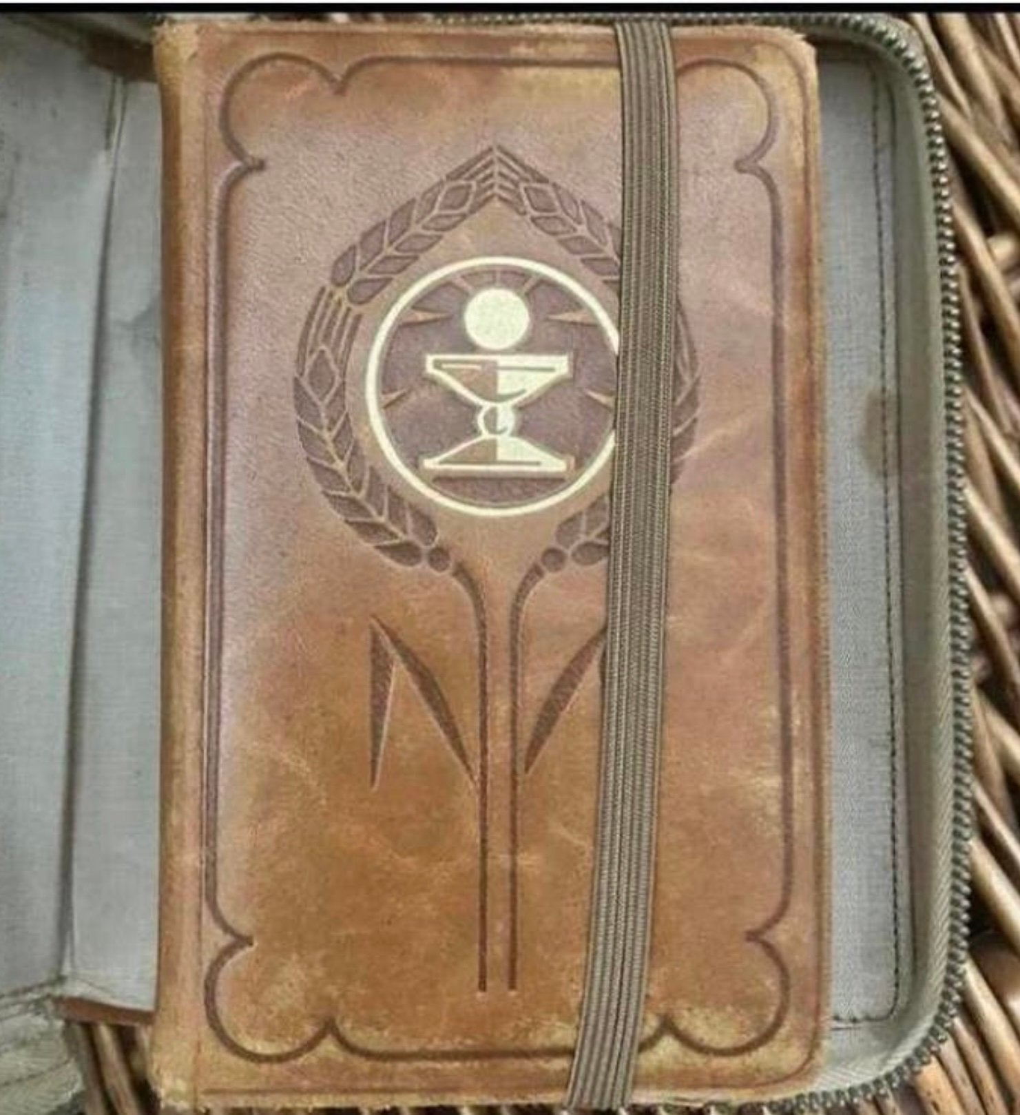 MIS en VESPER BOEKEN,ANTIEK!!!MOOI !! Prijs op aanvraag!, Antiek en Kunst, Ophalen of Verzenden