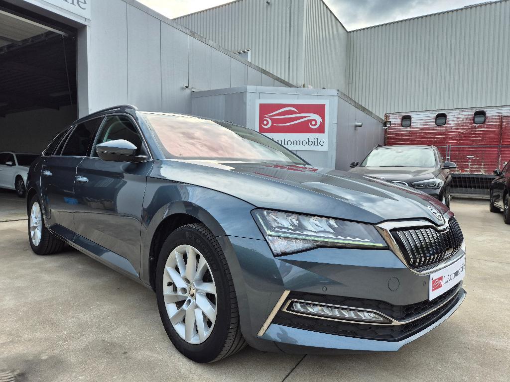 Skoda Superb 1.4 TSI IV / PHEV HYBRID / 82.587 KM !!, Auto's, Skoda, Automaat, Stof, 4 cilinders, 5 deurs