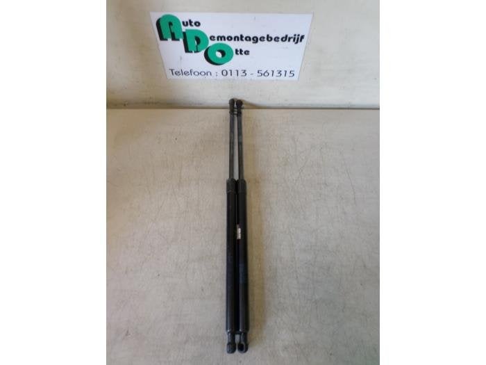Kit amortisseur gaz hayon d'un BMW 3-Serie (3-Serie 90-), -, 3 mois de garantie, Utilisé, -