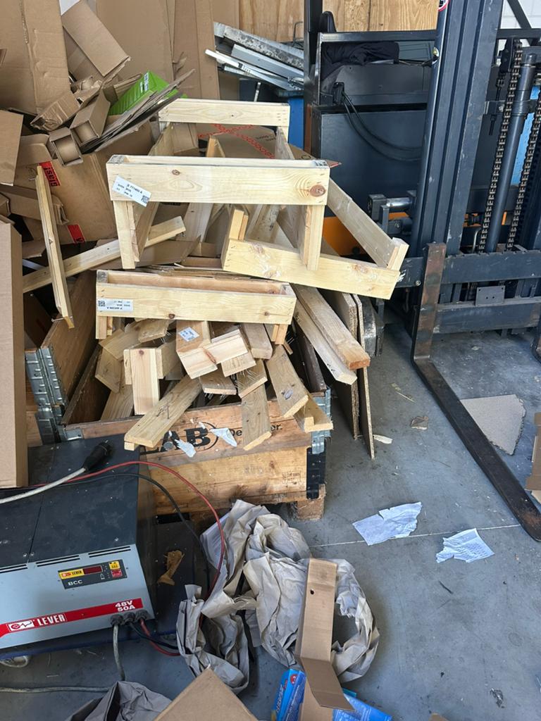 Gratis hout, Enlèvement