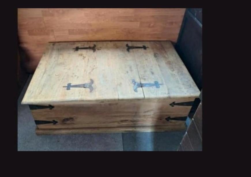 Salontafel kist, Ophalen