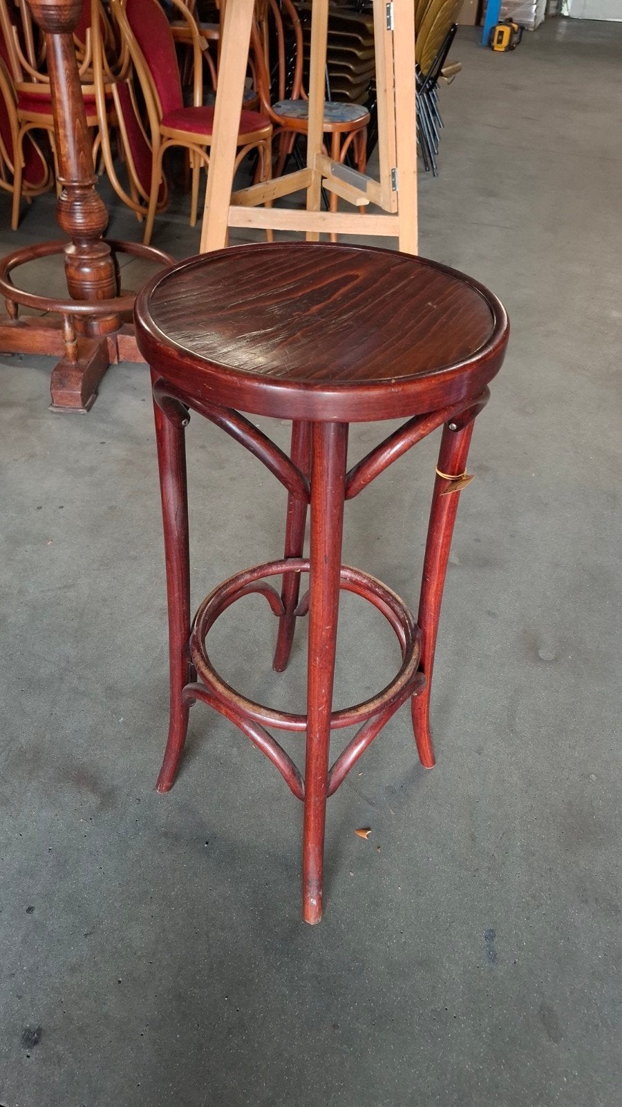 11 thonet cafe bistro krukken leuke partij bentwood horeca, 60 tot 90 cm, Ophalen of Verzenden, Hout, Gebruikt