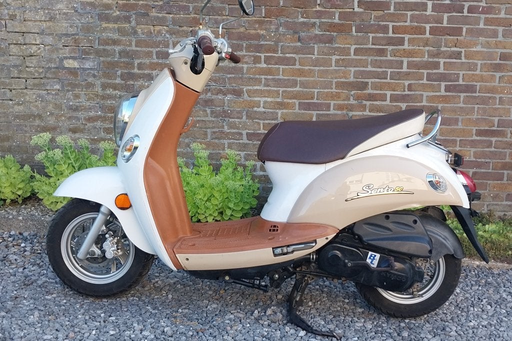 Scooter Kymco Sento 50cc Als nieuw, Vélos & Vélomoteurs, Scooters | Kymco, Autres modèles, Comme neuf, Classe B (45 km/h), Enlèvement