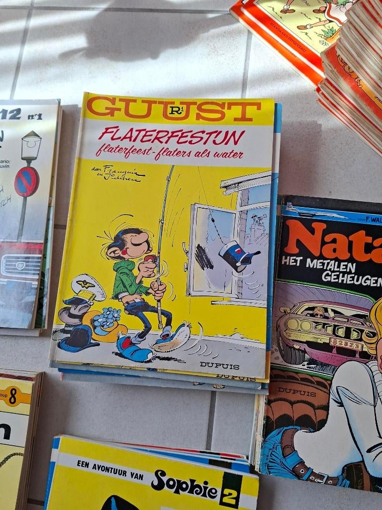 strips 'Guust', Meerdere stripboeken, Ophalen, Gelezen