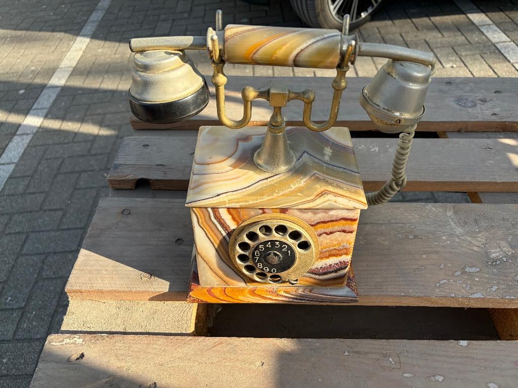 Vintage Onyx & Brass Telephone – Retro Rotary Style, Enlèvement