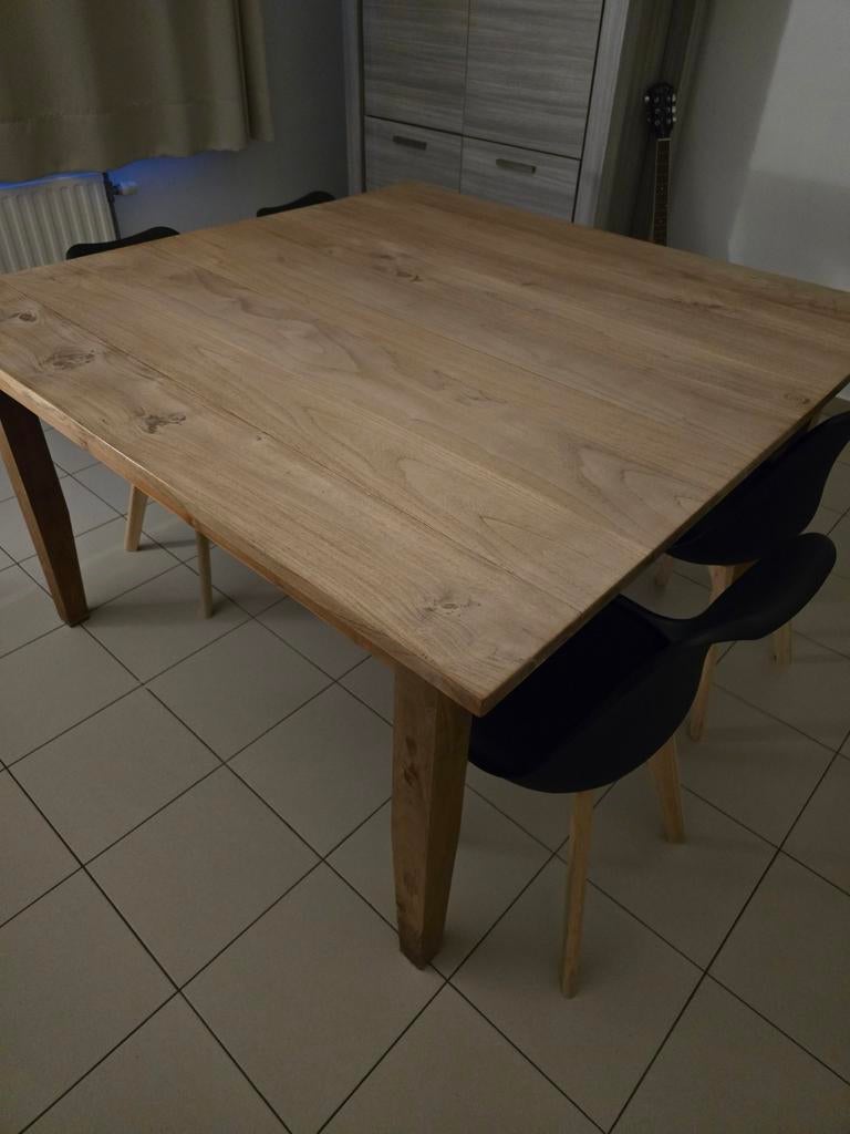 Taek eettafel, Huis en Inrichting, Ophalen, Vierkant