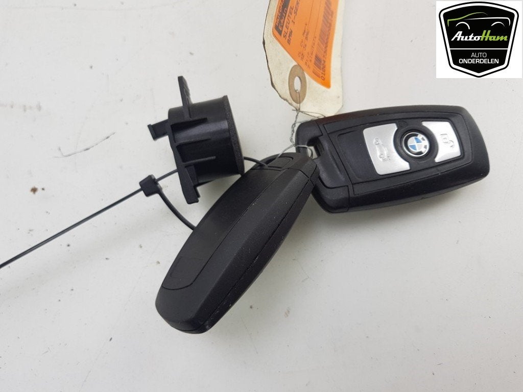CLE BMW 1 serie (F20) (01-2010/06-2019), Utilisé, BMW, Petuelring 130
80809  München, DE, Bayerische Motoren Werke AG