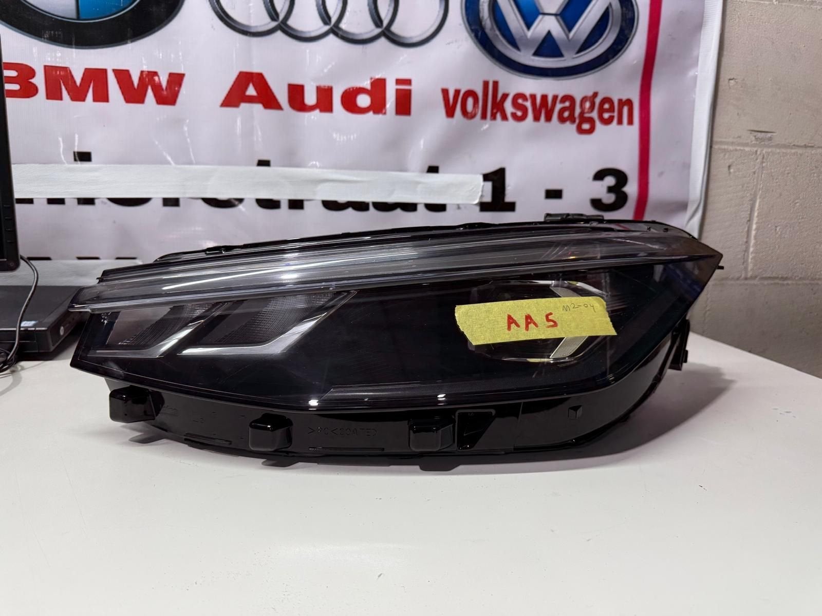 Volkswagen PASSAT B9 Koplamp, -, Utilisé, -, -