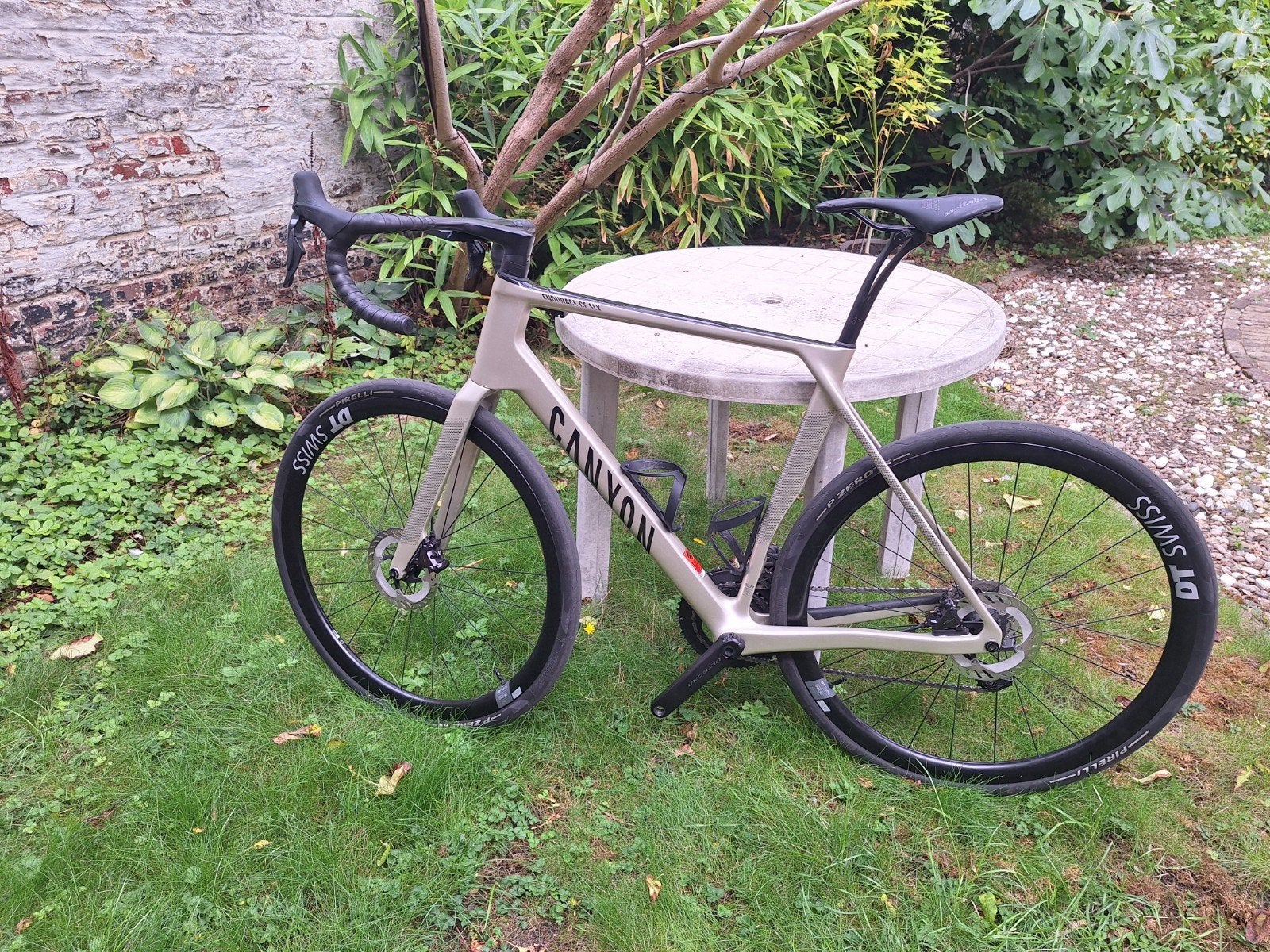 Canyon Endurace CF SLX 8 di2, Autres marques, 57 à 61 cm, Comme neuf, Enlèvement