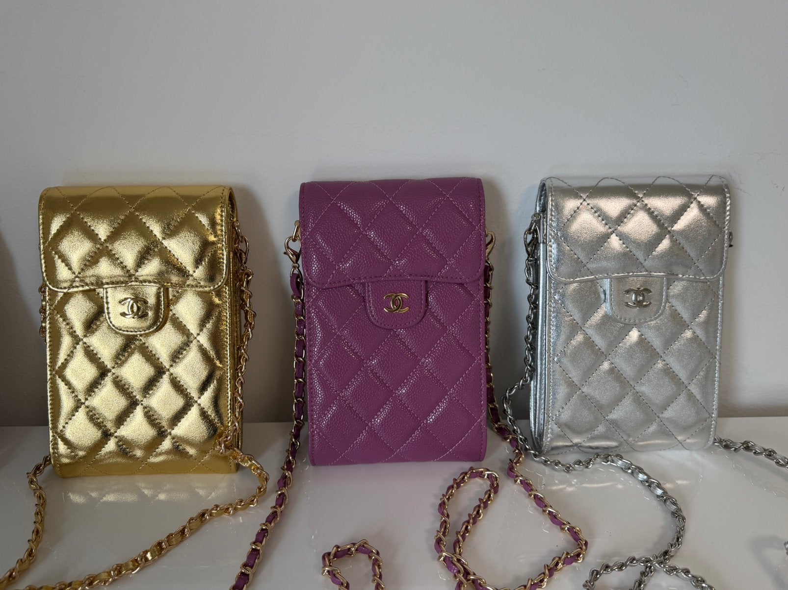 Chanel - Grande pochette téléphone gift Vip + carte - Neuf, Enlèvement ou Envoi, Neuf