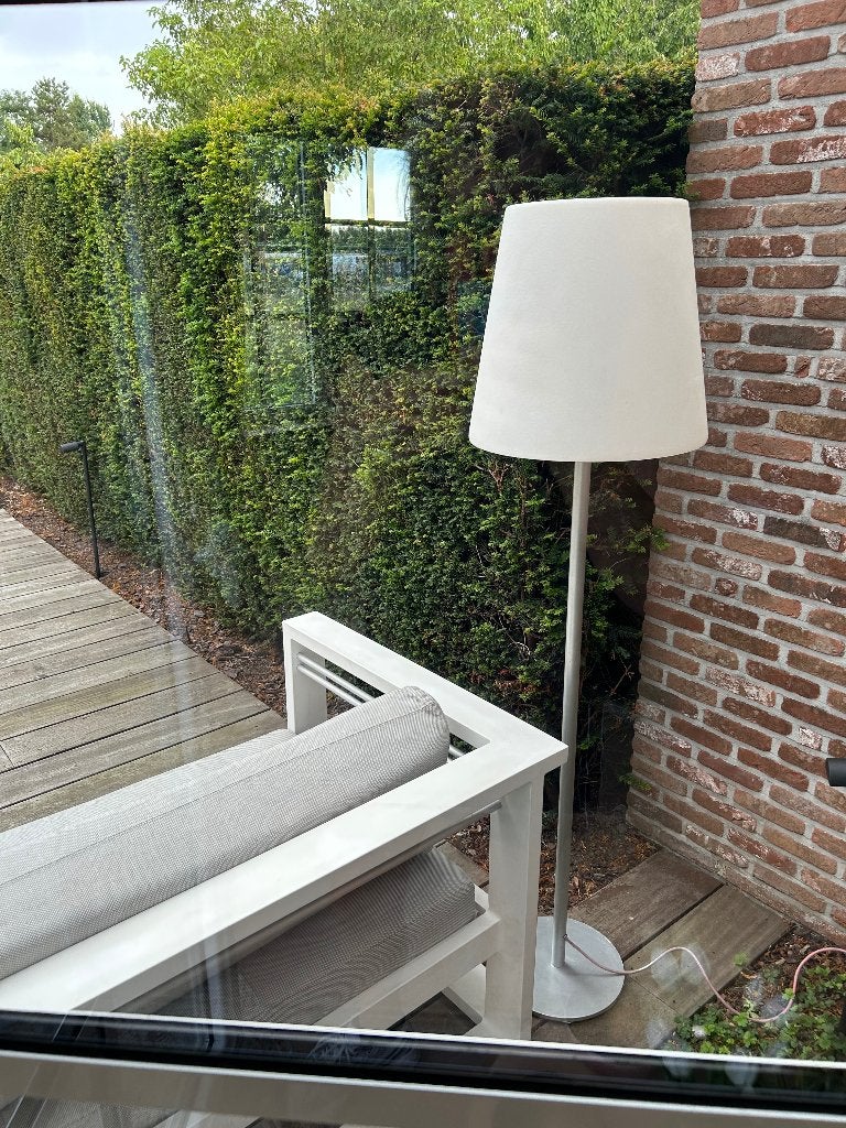 Mooie staande lamp op voet wit/inox binnen als buiten, Ophalen, Inox, Gebruikt, Staande lamp