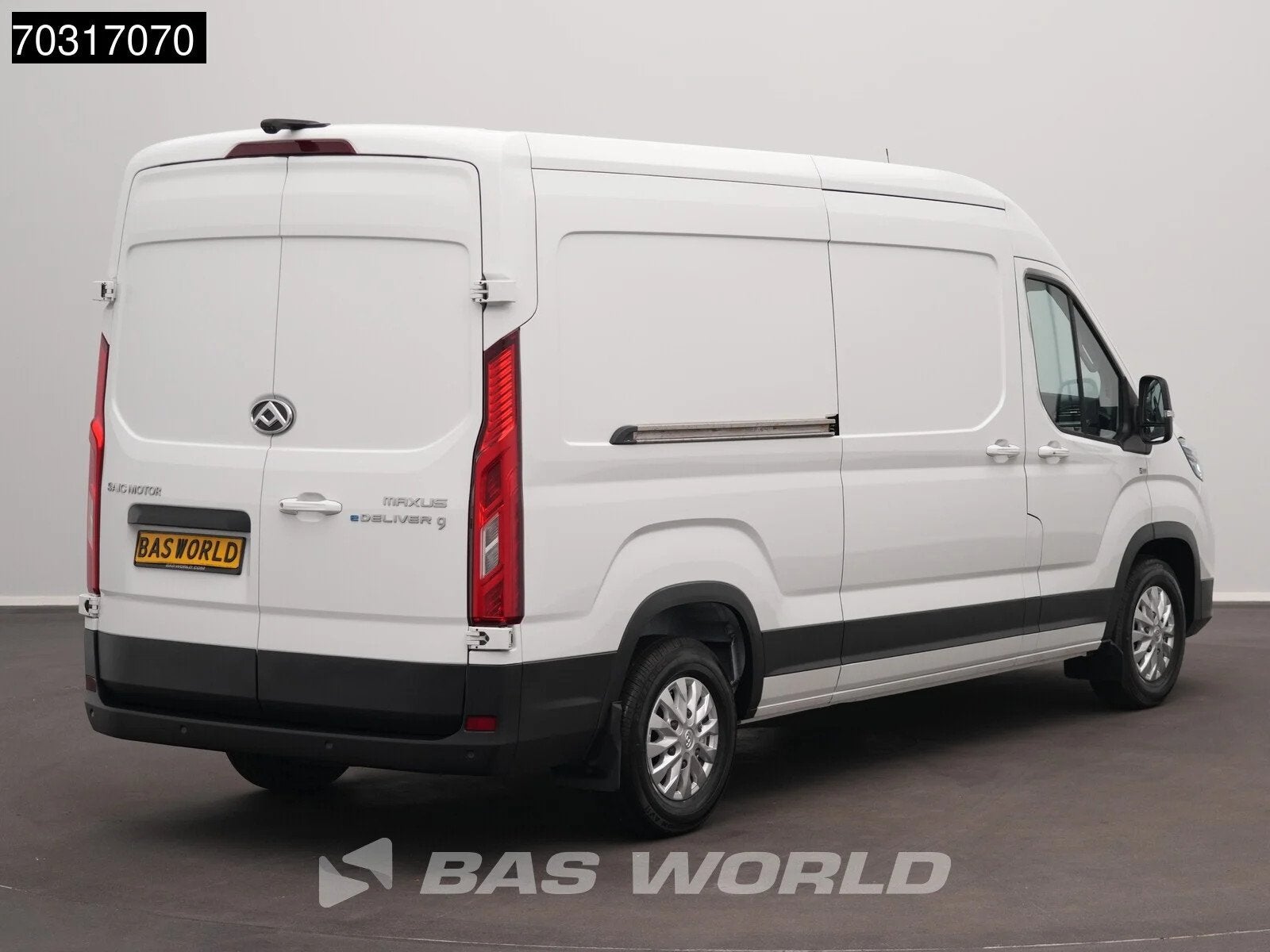 Maxus eDeliver 9 Elektrisch WLTP 256km Stad 52kWh L3H2 204pk, Auto's, Bestelwagens en Lichte vracht, Automaat, Stof, 750 kg, Maxus