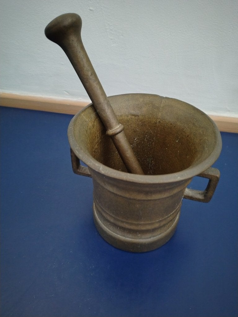 Zware bronzen vijzel en stamper brons, Antiek en Kunst, Ophalen of Verzenden, Brons