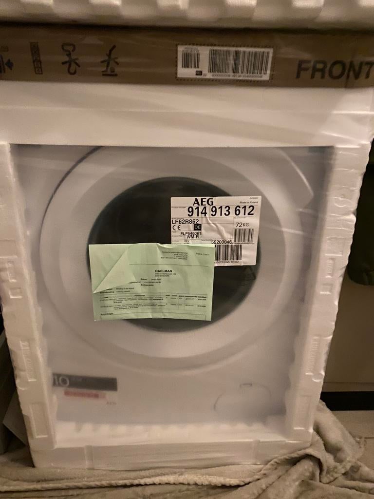 Te koop droogkast en wasmachine nieuw wegens relatiebreuk., Ophalen, Zo goed als nieuw