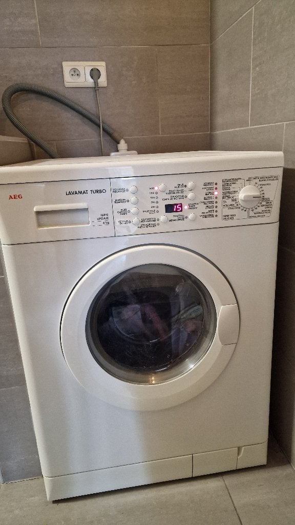 Washing machine to sell due to renovation, Electroménager, 6 à 8 kg, Enlèvement, Comme neuf