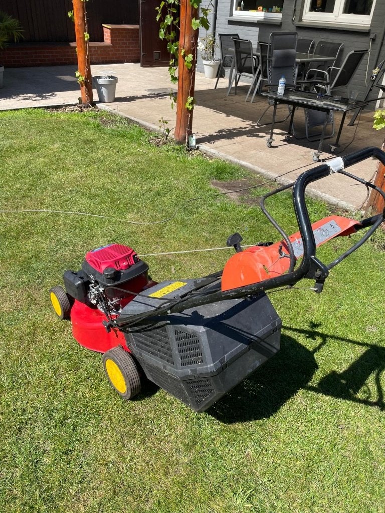 Zelfrijdende grasmaaier Honda, Tuin en Terras, Grasmaaiers, Ophalen, Gebruikt